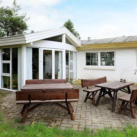 Five-bedroom Holiday In * Saltum